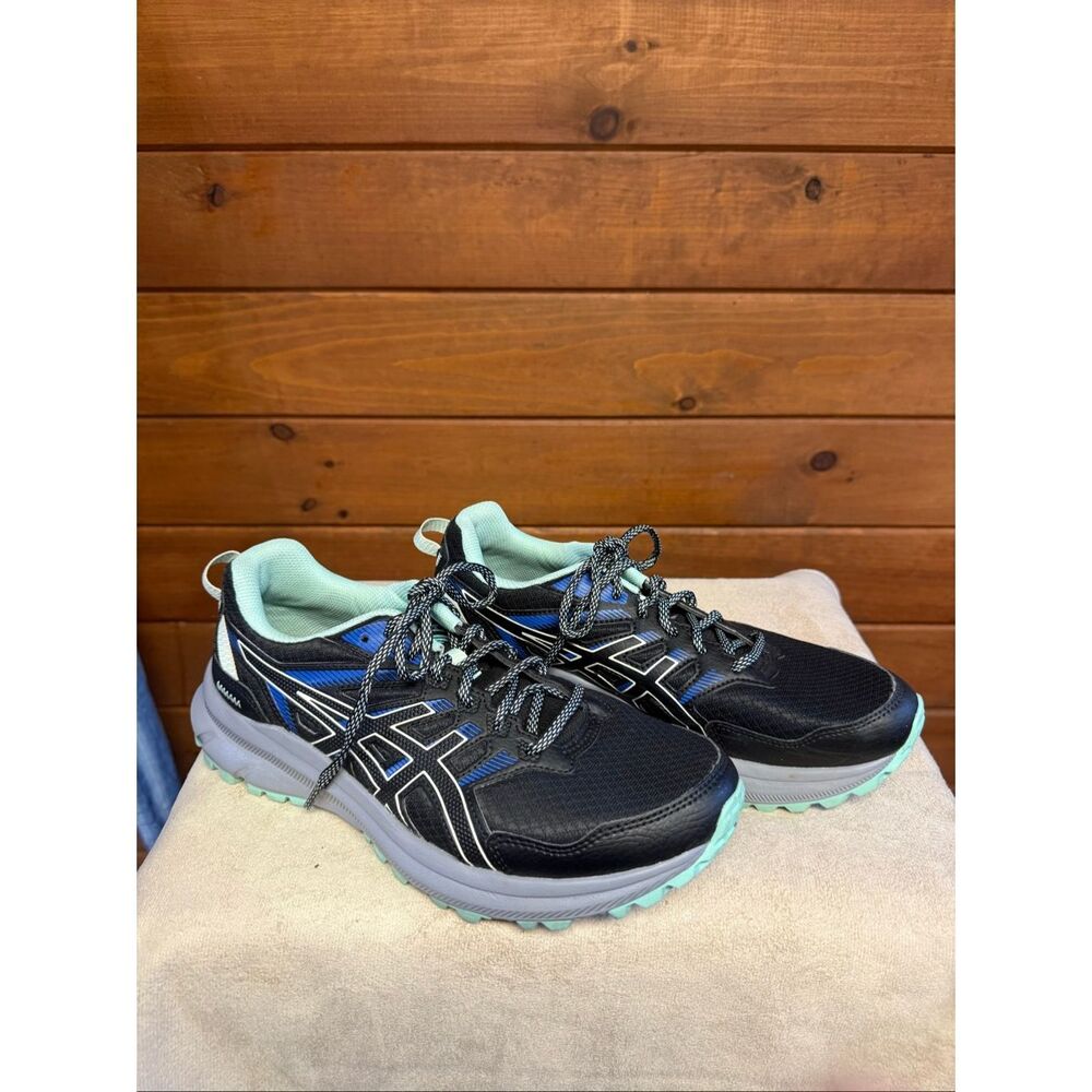 ASICS Women's Trail Scout 2 running shoes in the Black/Birch Sz 9.5